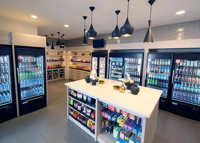 Hyatt Regency Los Angeles International AirportAirport Hotel